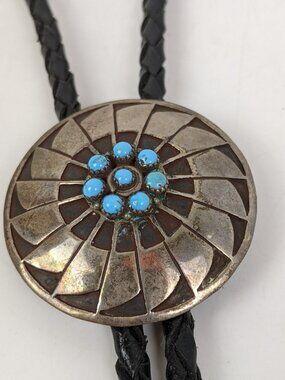 Native American Navajo Unmarked Sterling Silver Cluster Turquoise Bolo Tie